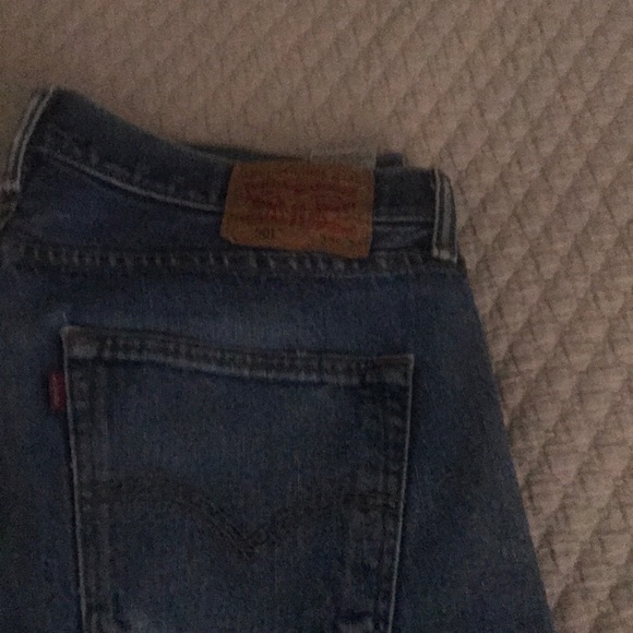 501 Levi Jeans - Picture 3 of 5